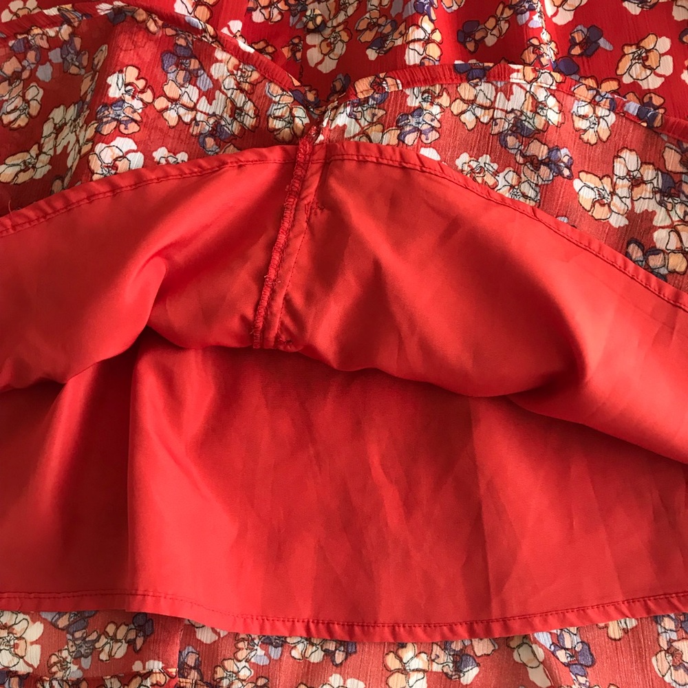 Elle Red Floral Ruffle Button Up Dress - Picture 7 of 8